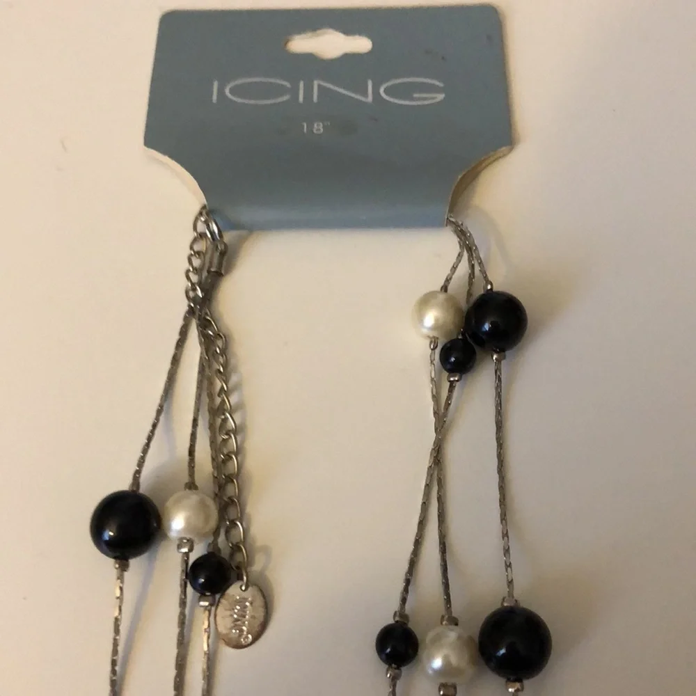 Black & White Faux Pearl 3 Strand Necklace